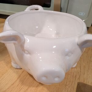 Creative Co-Op White Ceramic Pig Bowl NWT
